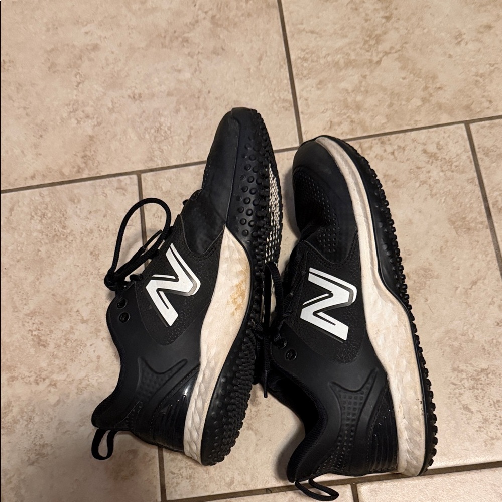 New Balance Black and White Athletic Shoes